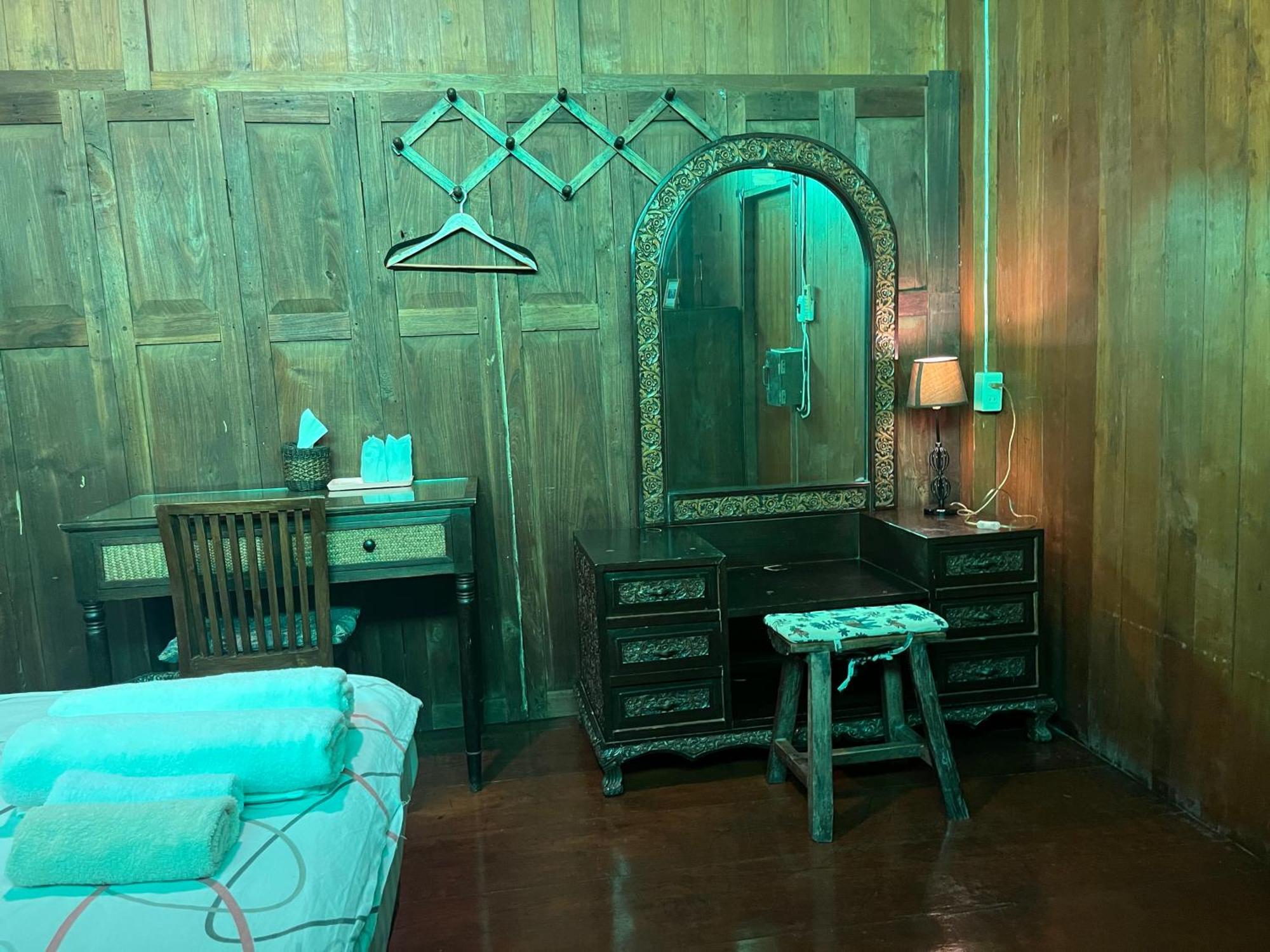 Tata Guesthouse เชียงใหม่ ภายนอก รูปภาพ